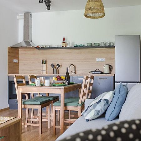 גיור City And Thermal Apartman מראה חיצוני תמונה