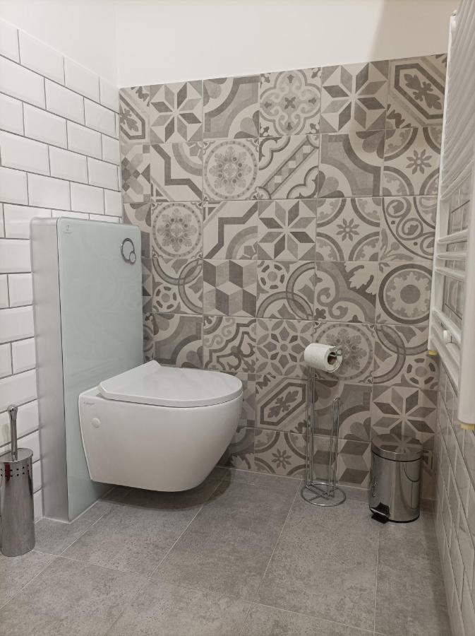 גיור City And Thermal Apartman מראה חיצוני תמונה
